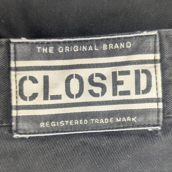 Closed Pedal Pusher High Waist Tapered Leg Jeans in Black, Size 42 - Picture 10 of 13